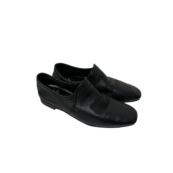 Aquatalia Size 6 Revy Black Leather Slip on Loafers - Picture 2 of 4